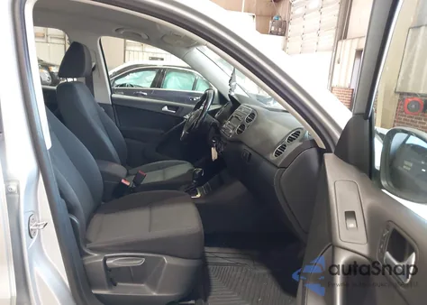 2013 Volkswagen Tiguan S из США, поврежденный, VIN WVGAV3AX8DW625733